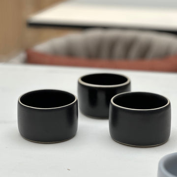 Ramekin.  Vajilla Cerámica Mukkan Negra